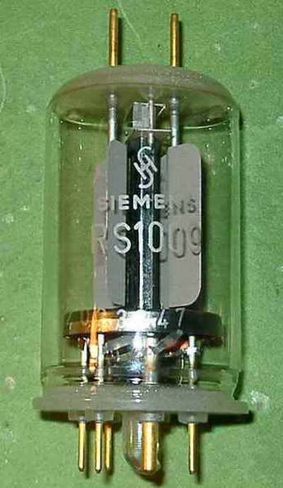 Foto_RS1009_400