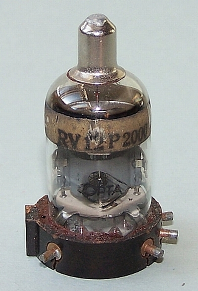 RV12P2000_400